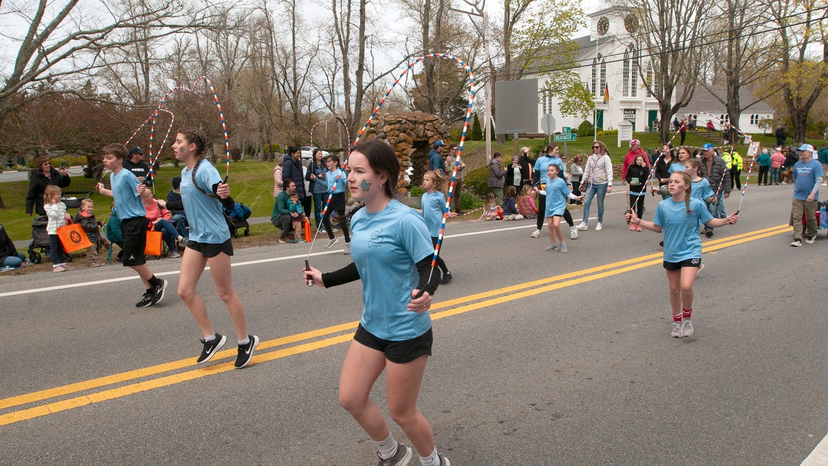 What to do at Brewster in Bloom May 2-4: Artisans, food tastings, mansion tours, parade