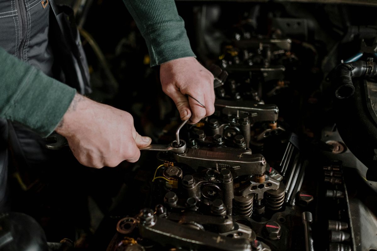 New Hampshire Donates Retired State Vehicle Engines to High School Auto Repair Programs