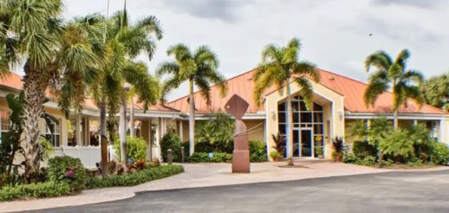The Arts Bonita Visual Arts Center on Old 41