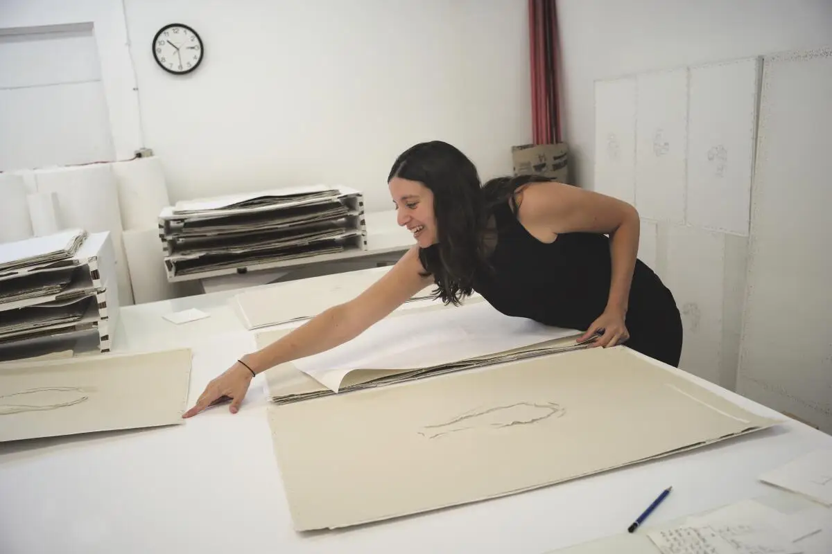 Analia Saban with her “Broken Vase” project at Gemini G.E.L. in 2016.