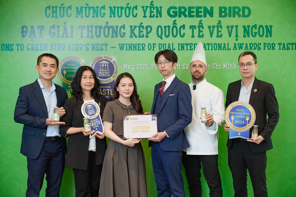 Green Bird đạt 2 giải thưởng quốc tế về vị ngon