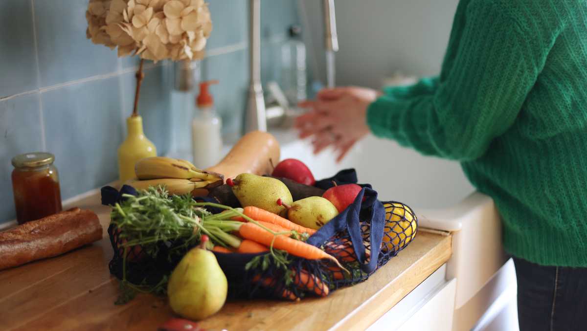 Experts warn of rise in orthorexia, an unhealthy obsession with eating clean