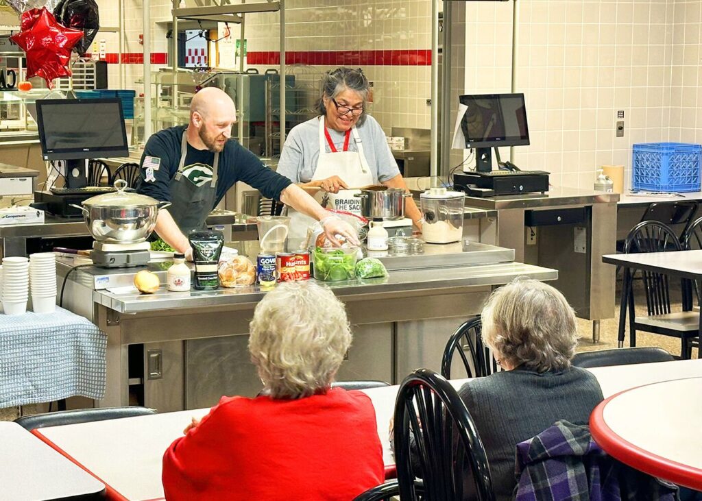 Salamanca school district receives Healthy Meals Incentives Recognition Award