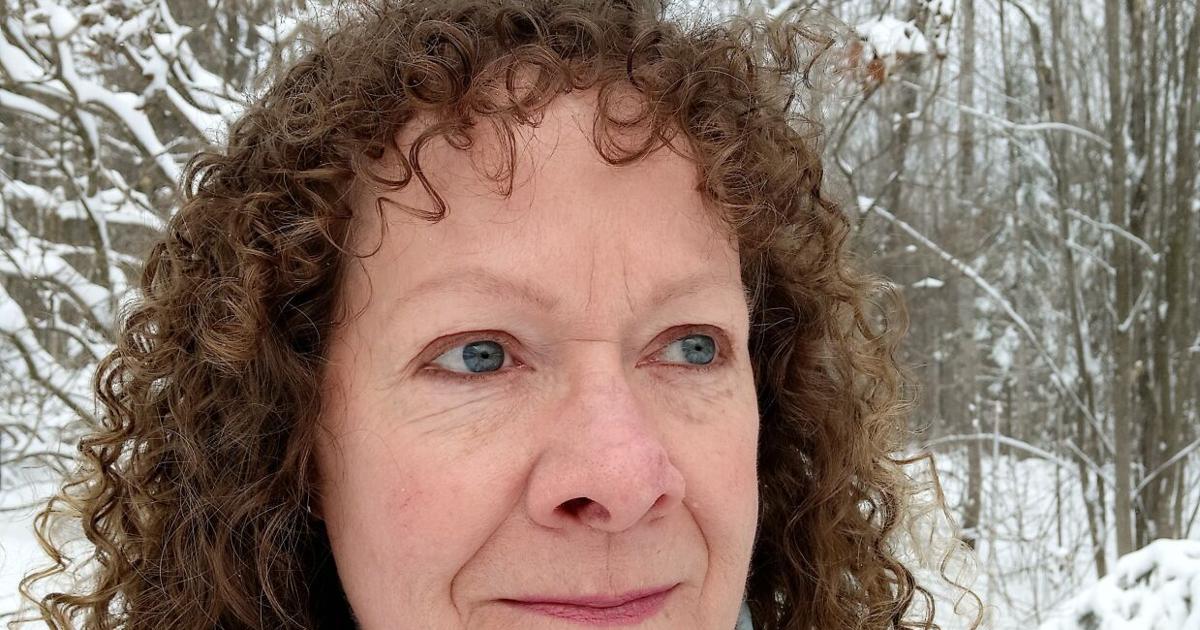 Local artist Tanya Eitzenhoefer presents ‘Catkin Ridge Art’ exhibition at Weiss Community Library