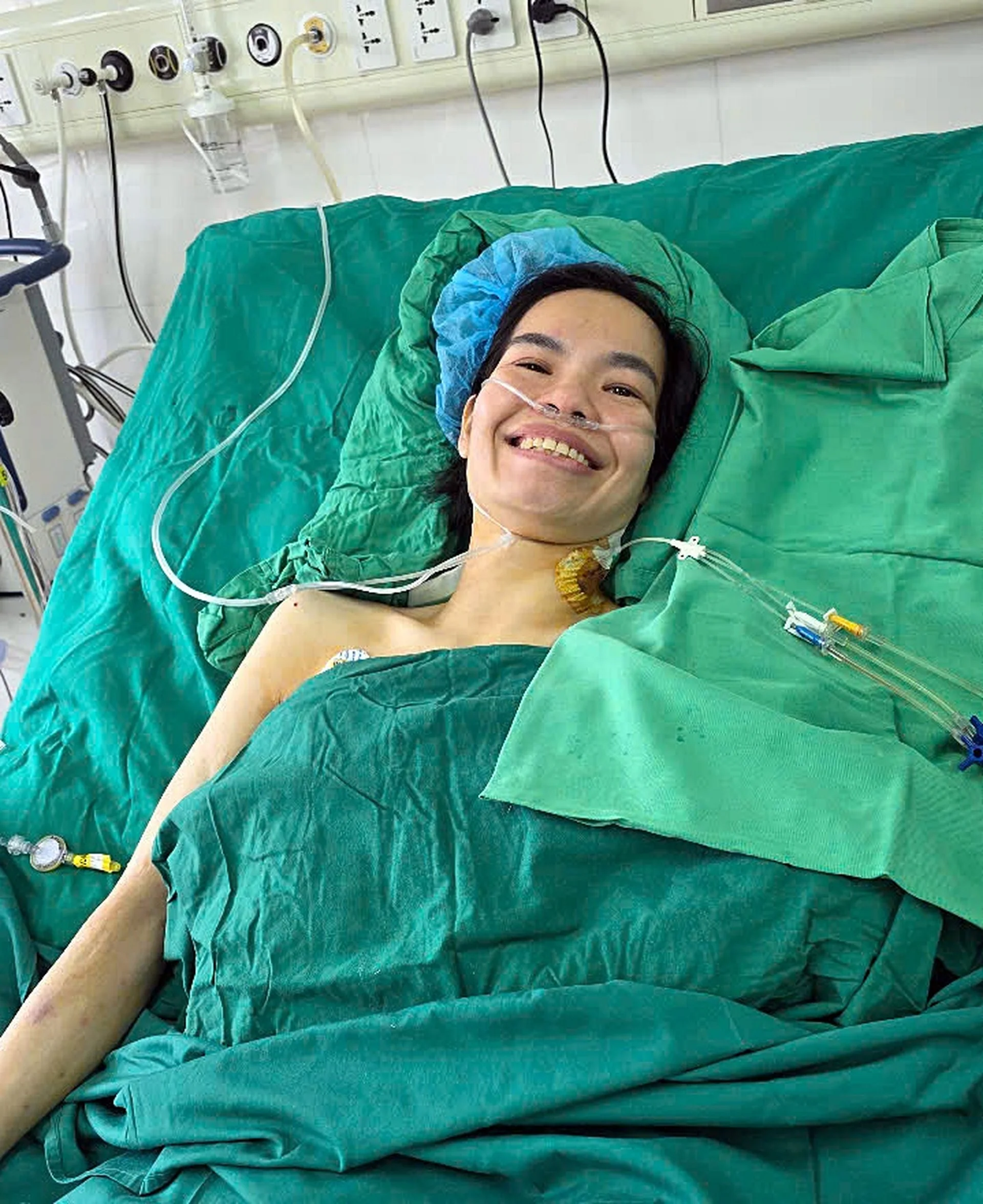 Chị được tái sinh nhờ lá phổi của người em được chuyển từ Nam ra Bắc - 2 Chị được tái sinh nhờ lá phổi của người em được chuyển từ Nam ra Bắc - 2
