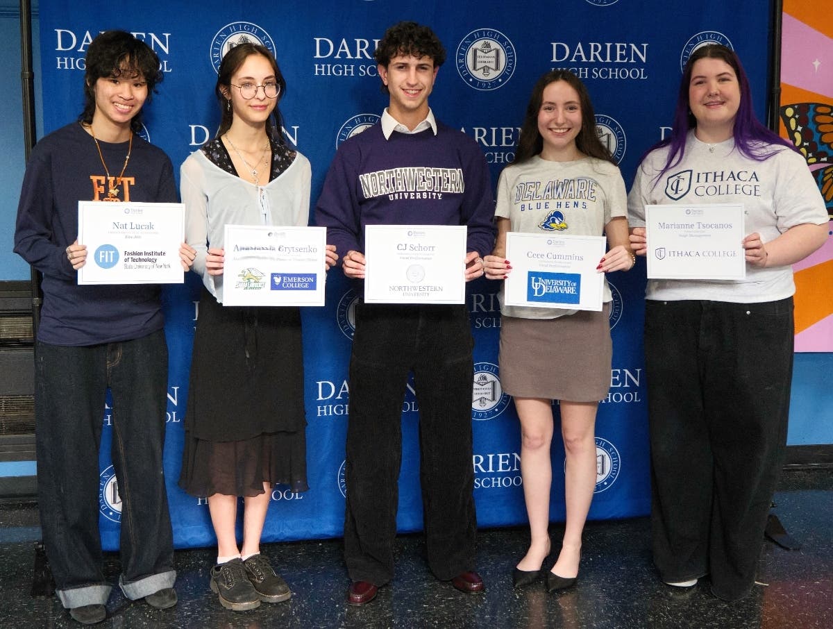 Darien High School Celebrates First-Ever Arts Commitment Ceremony