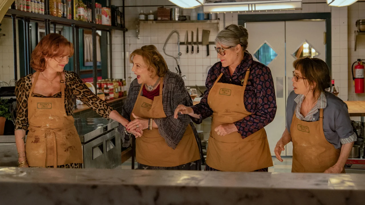 The cast of Nonnas.