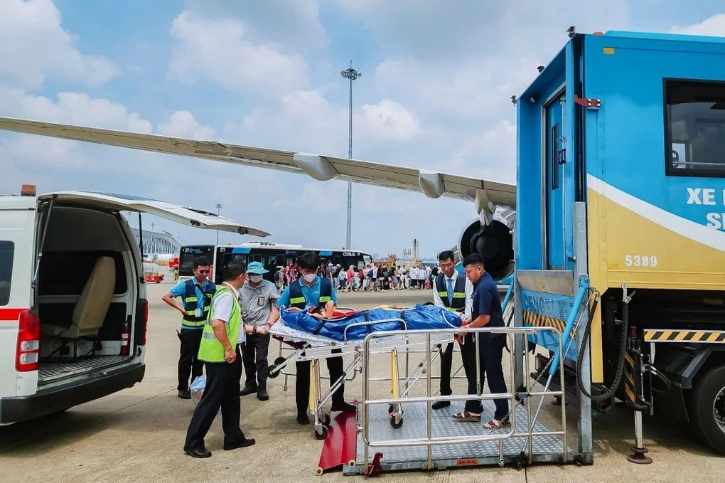 Bé trai người Nga bị tai nạn nguy kịch và cuộc níu mạng đặc biệt ở Việt Nam - 4 Bé trai người Nga bị tai nạn nguy kịch và cuộc níu mạng đặc biệt ở Việt Nam - 4