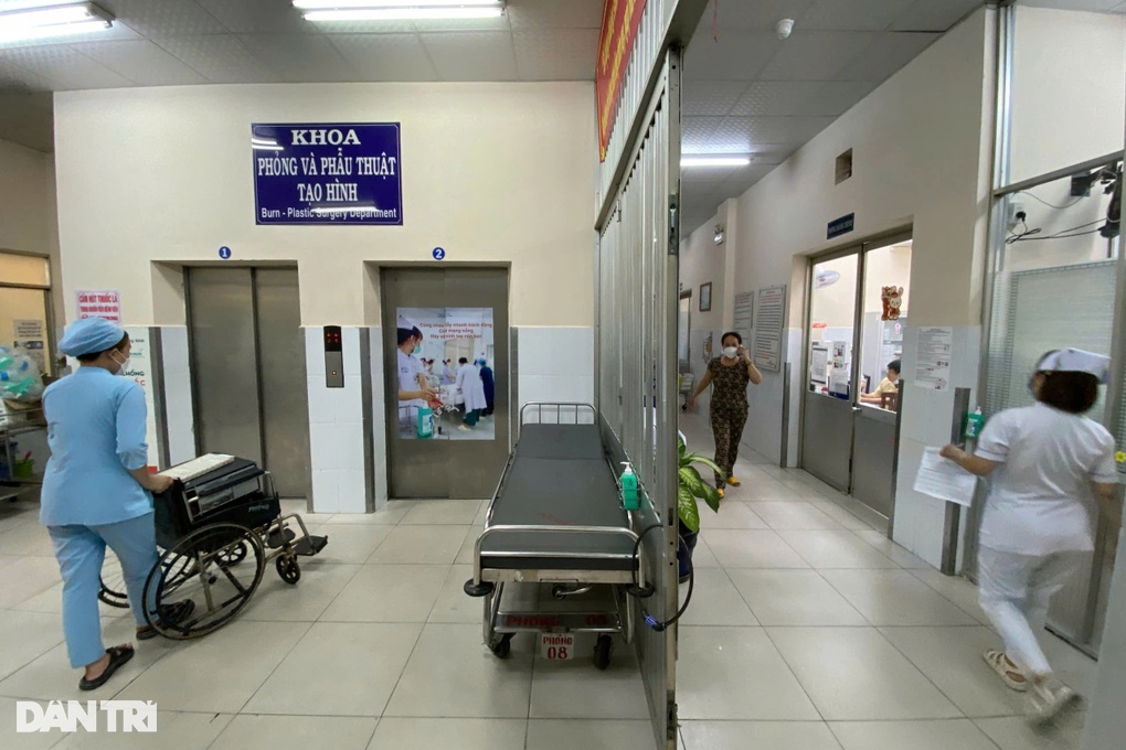 Vụ nổ lớn ở phòng trọ, 2 người tử vong: Nạn nhân thứ 3 bỏng 87% nguy kịch