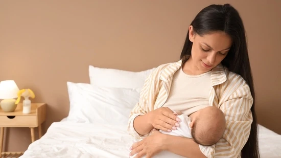 Mothers need to eat healthy to be able to stay energetic during the lactation period.(Shutterstock)