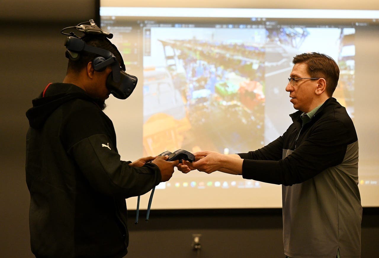 Stellantis: its virtual‑reality lab is shaping the future of automotive manufacturing