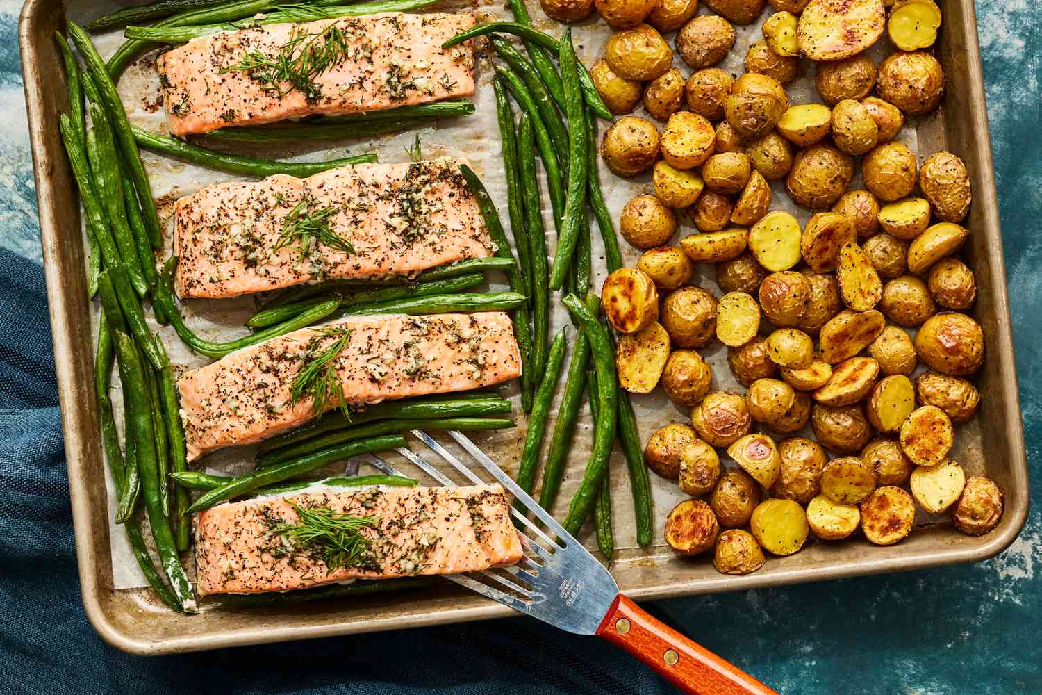 We Asked 3 Chefs What Tools They Swear By for Perfectly Cooked Salmon—They All Said the Same Thing