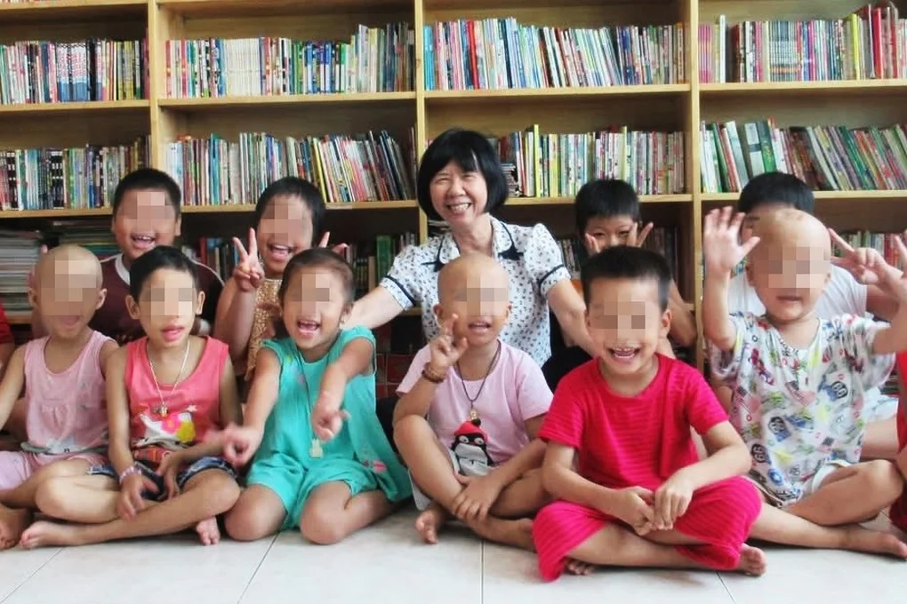Chiến binh nhí ra đi sau 8 năm gắn bó với lớp học Bệnh viện Ung bướu TPHCM - 2 Chiến binh nhí ra đi sau 8 năm gắn bó với lớp học Bệnh viện Ung bướu TPHCM - 2