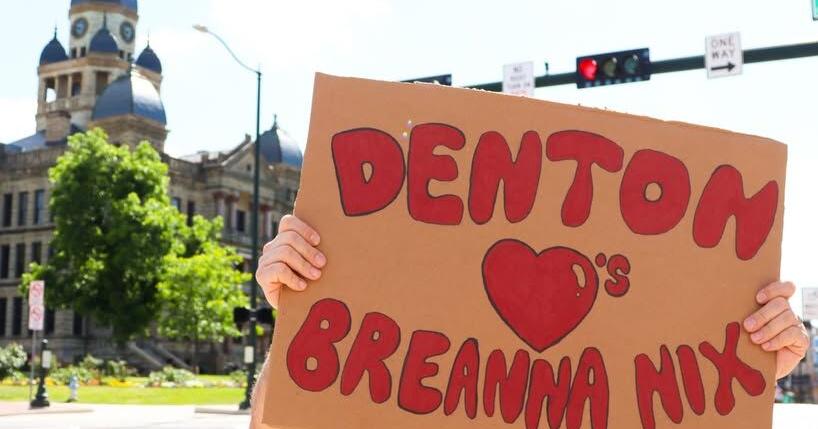 Local Denton discounts and deals celebrating Breanna Nix on ‘American Idol’