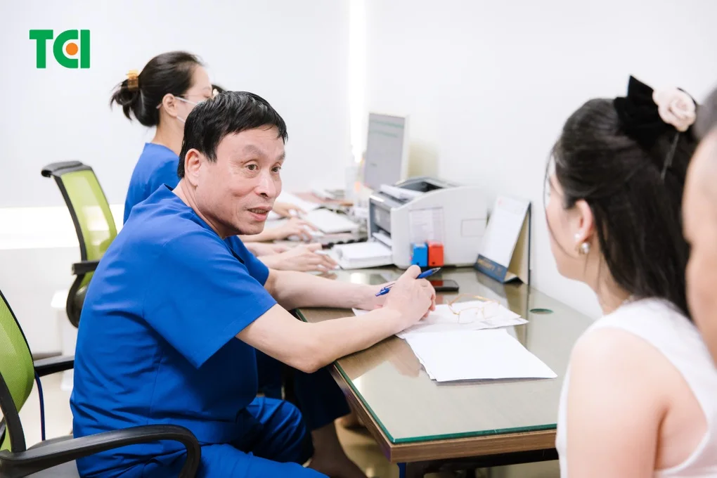 Sản phụ sinh 5 con trong gần 6 năm - 2 Sản phụ sinh 5 con trong gần 6 năm - 2