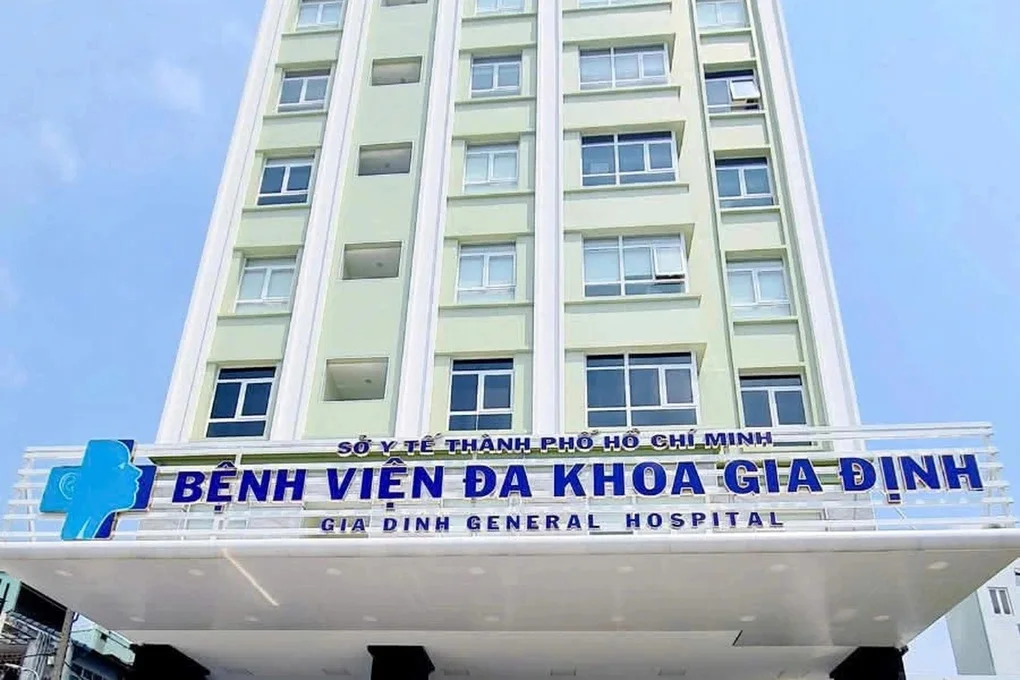 Người phụ nữ Indonesia nhiễm trùng sau phẫu thuật thẩm mỹ tại TPHCM - 1