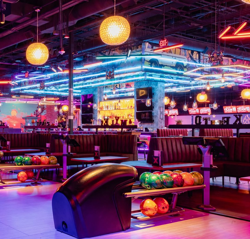Woodside bowling alley reopens as Lucky Strike Entertainment Center