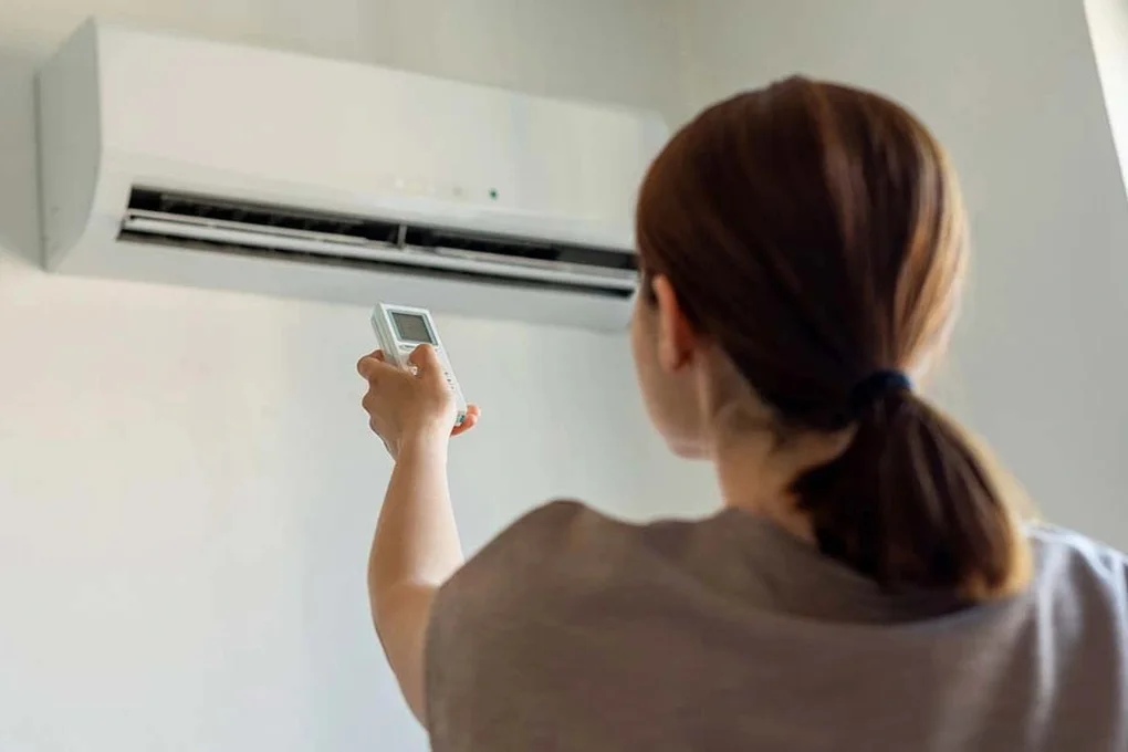Lầm tưởng khi sử dụng điều hòa khiến sáng dậy mệt rã rời - 2 Lầm tưởng khi sử dụng điều hòa khiến sáng dậy mệt rã rời - 2