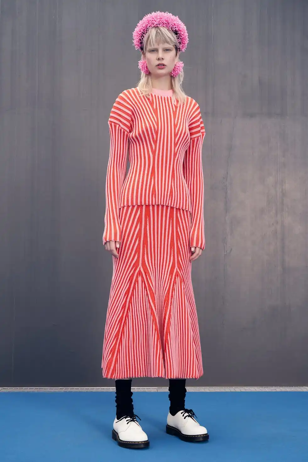 Slouchy Ribbed Sweater in Strawberry
