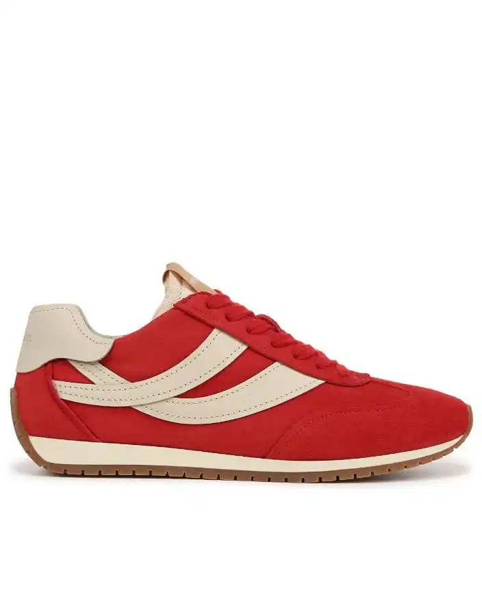 Oasis Runner Sneakers