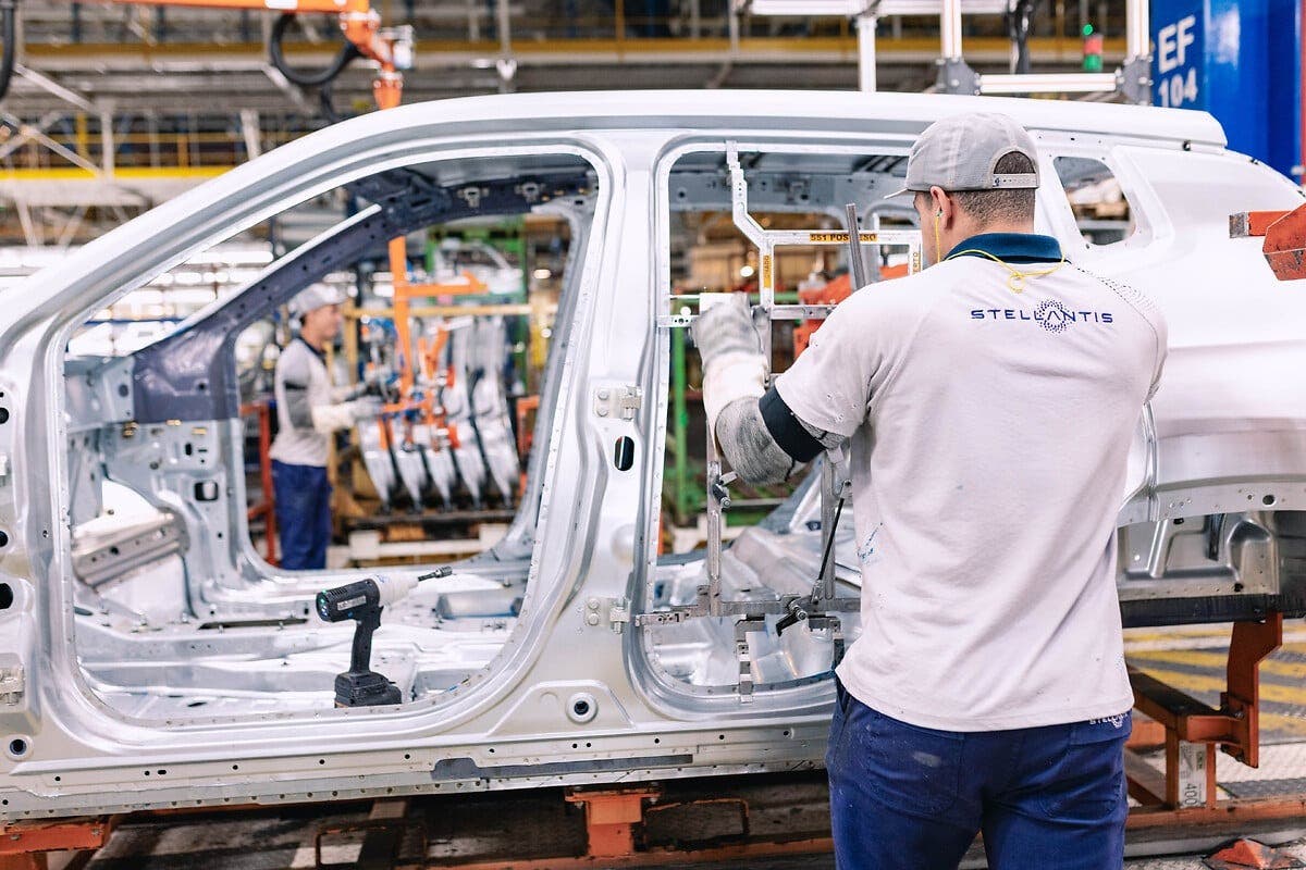 Stellantis celebrates 10 years of Goiana Automotive Hub