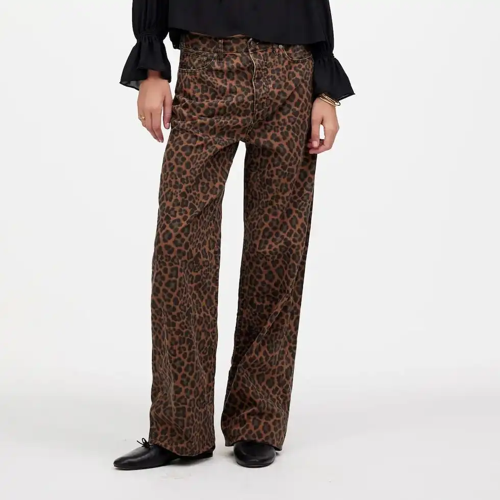 Low-Slung Baggy Jeans