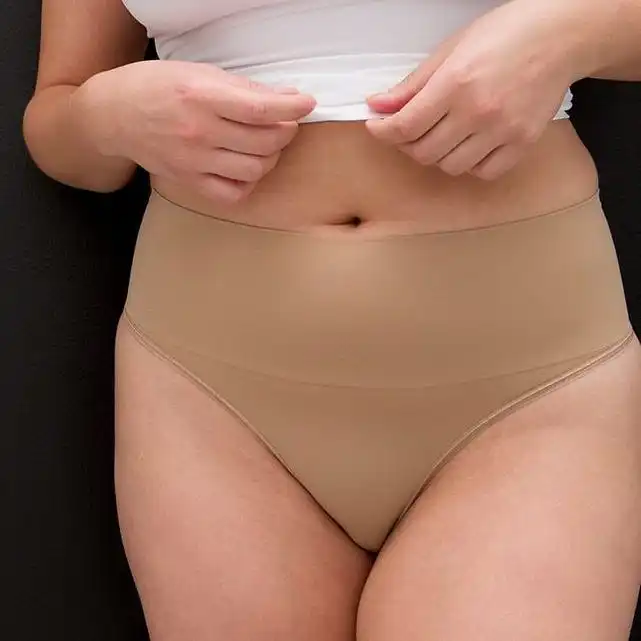 Seamless Ultralight Smoothing Thong