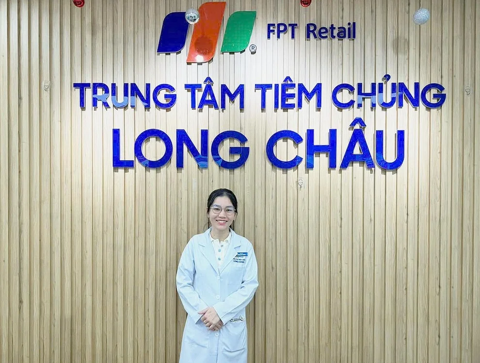 Bác sĩ Long Châu cứu người bị đột quỵ ngay thời điểm vàng - 2 Bác sĩ Long Châu cứu người bị đột quỵ ngay thời điểm vàng - 2