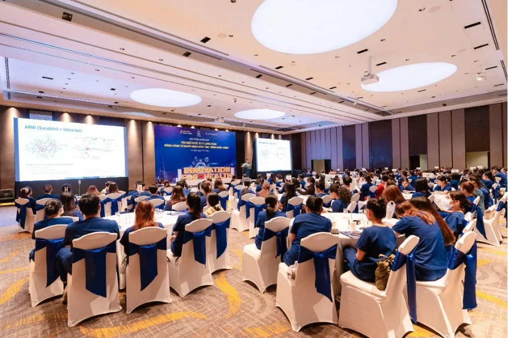 Long Châu cùng Novartis hợp tác chiến lược, kiến tạo tương lai khỏe mạnh - 2 Long Châu cùng Novartis hợp tác chiến lược, kiến tạo tương lai khỏe mạnh - 2
