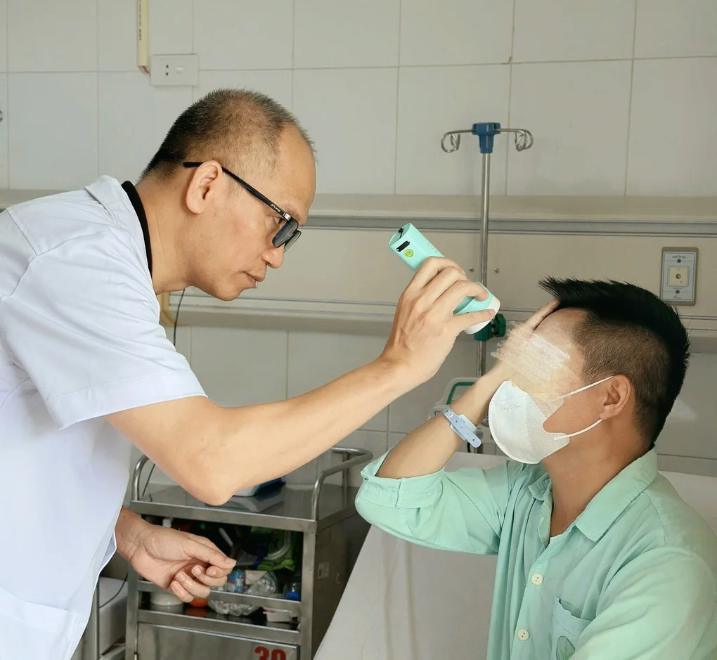 Xuất hiện loại filler lạ gây mù mắt, tiêm thuốc giải không hiệu quả - 2 Xuất hiện loại filler lạ gây mù mắt, tiêm thuốc giải không hiệu quả - 2
