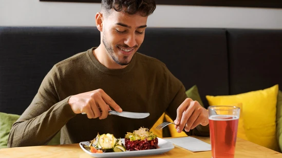 By adopting habits like Hara Hachi Bu (eating mindfully), Indians can potentially improve their physical and mental health, increase their lifespan, and enhance their overall quality of life. (Representative picture: Freepik)