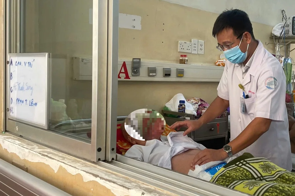 TPHCM có 2 trường hợp tử vong vì Covid-19, có sẵn bệnh nền nặng - 1