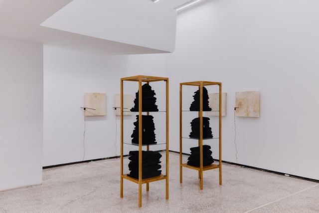 ‘Kore’: Georgia Sagri’s study on the ‘act of seeing,’ at the Breeder