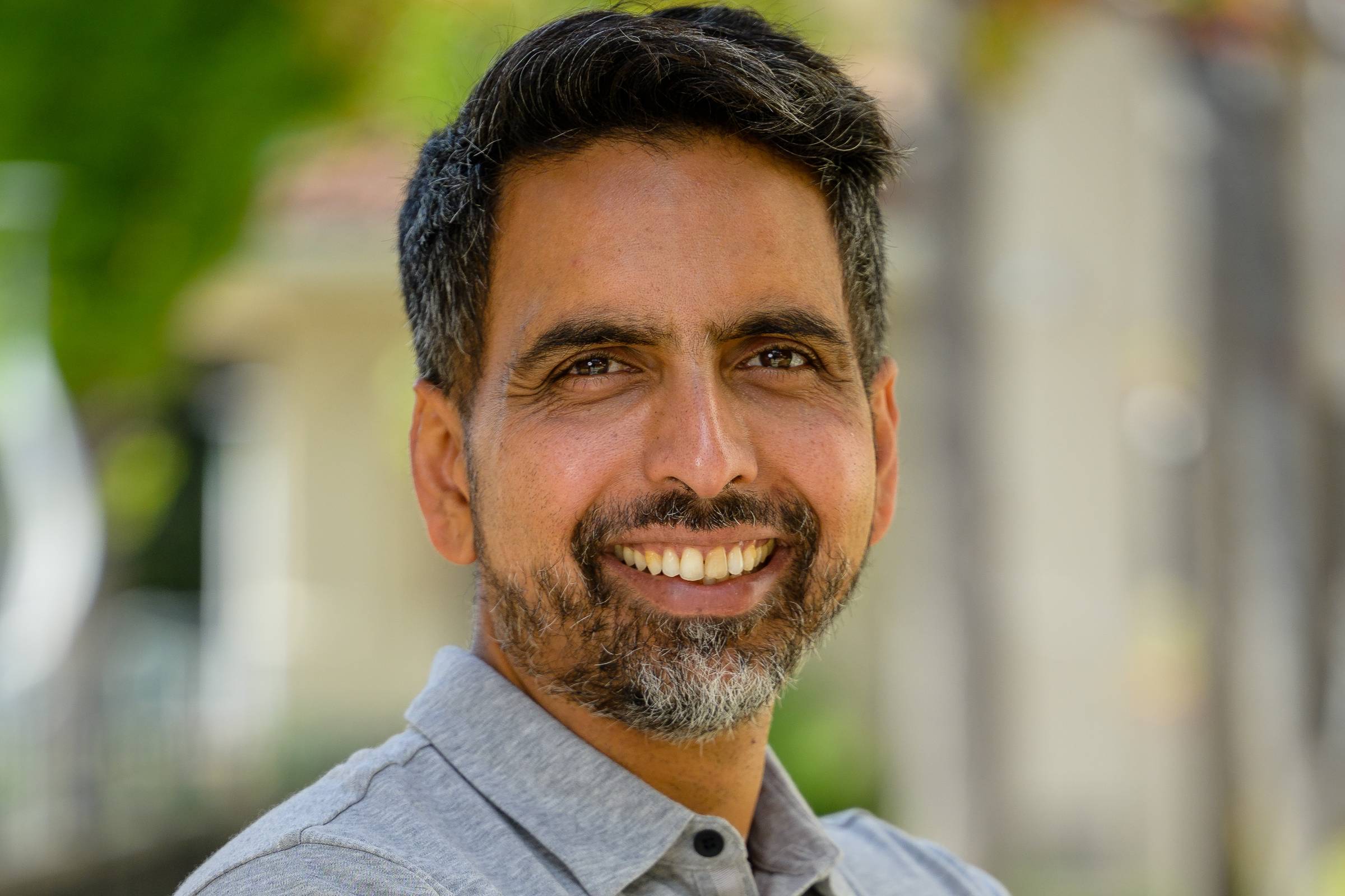 Tecnologia não faz mágica, diz criador da Khan Academy – 30/05/2025 – Educação