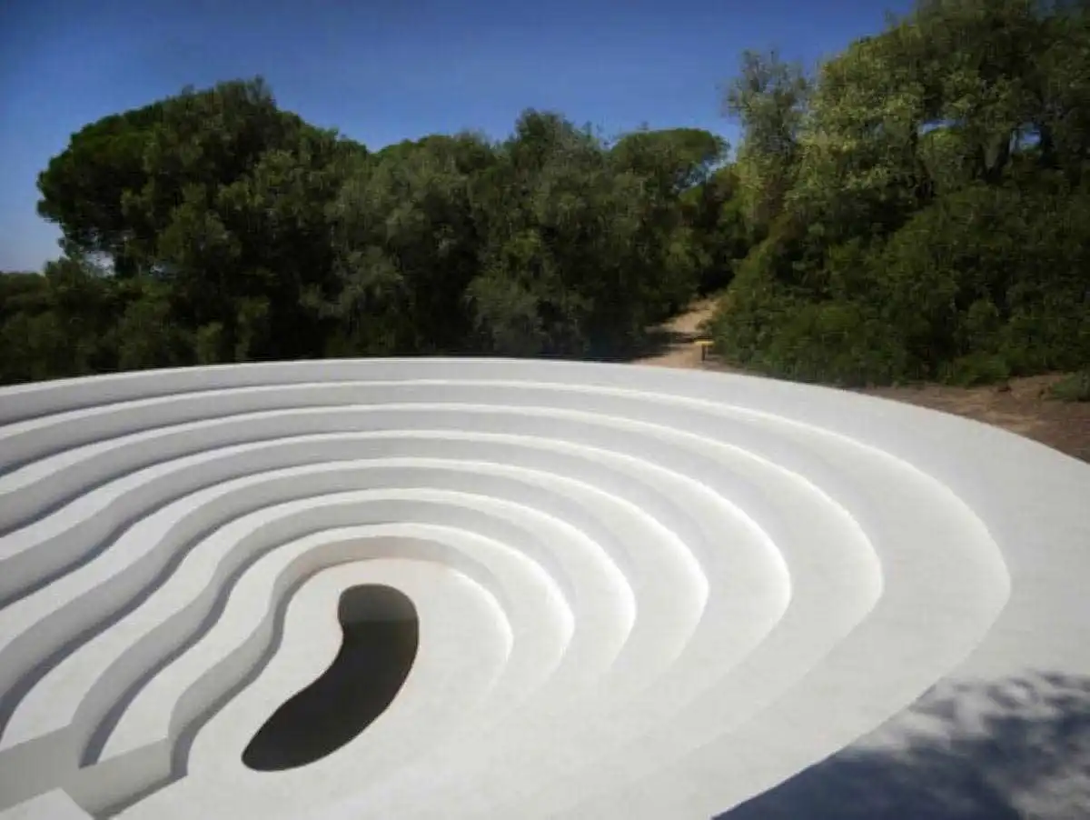 sky impression gunila bandolin sculpture