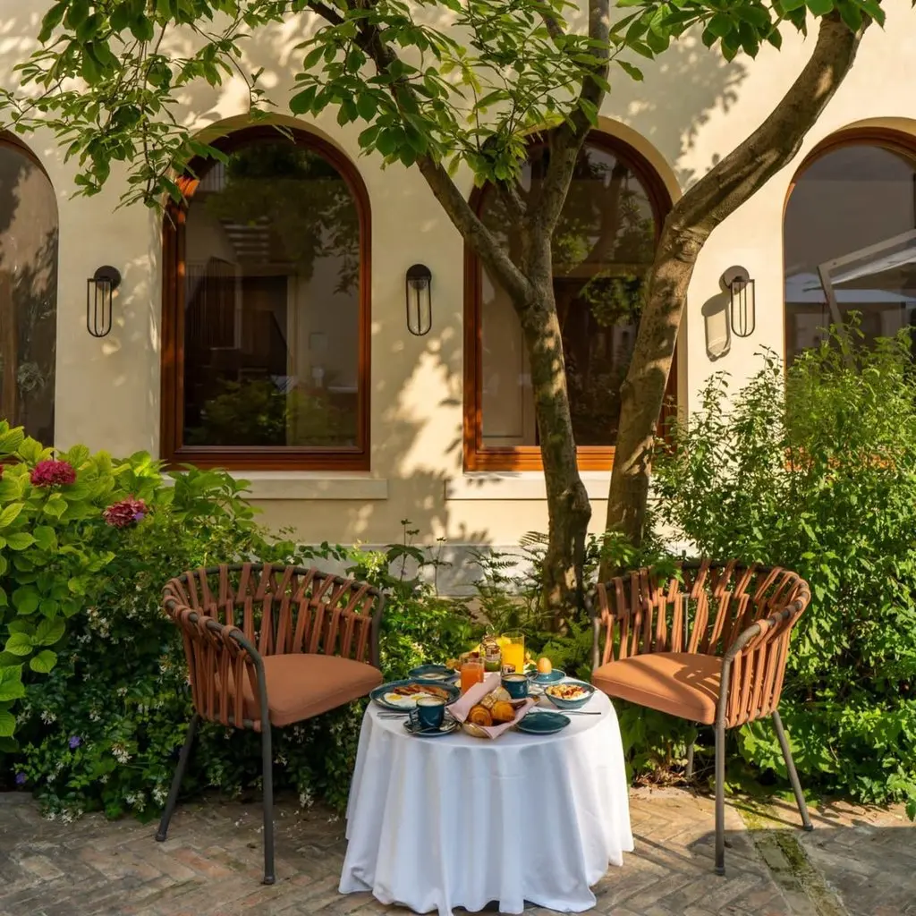Ca’ di Dio is a charming, characterful hotel with views of the Venetian Lagoon. Photo: @cadidio_/Instagram