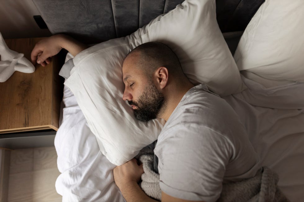 How Coffee Affects Your Sleeping Brain – and Why Young Adults Are Worse Off