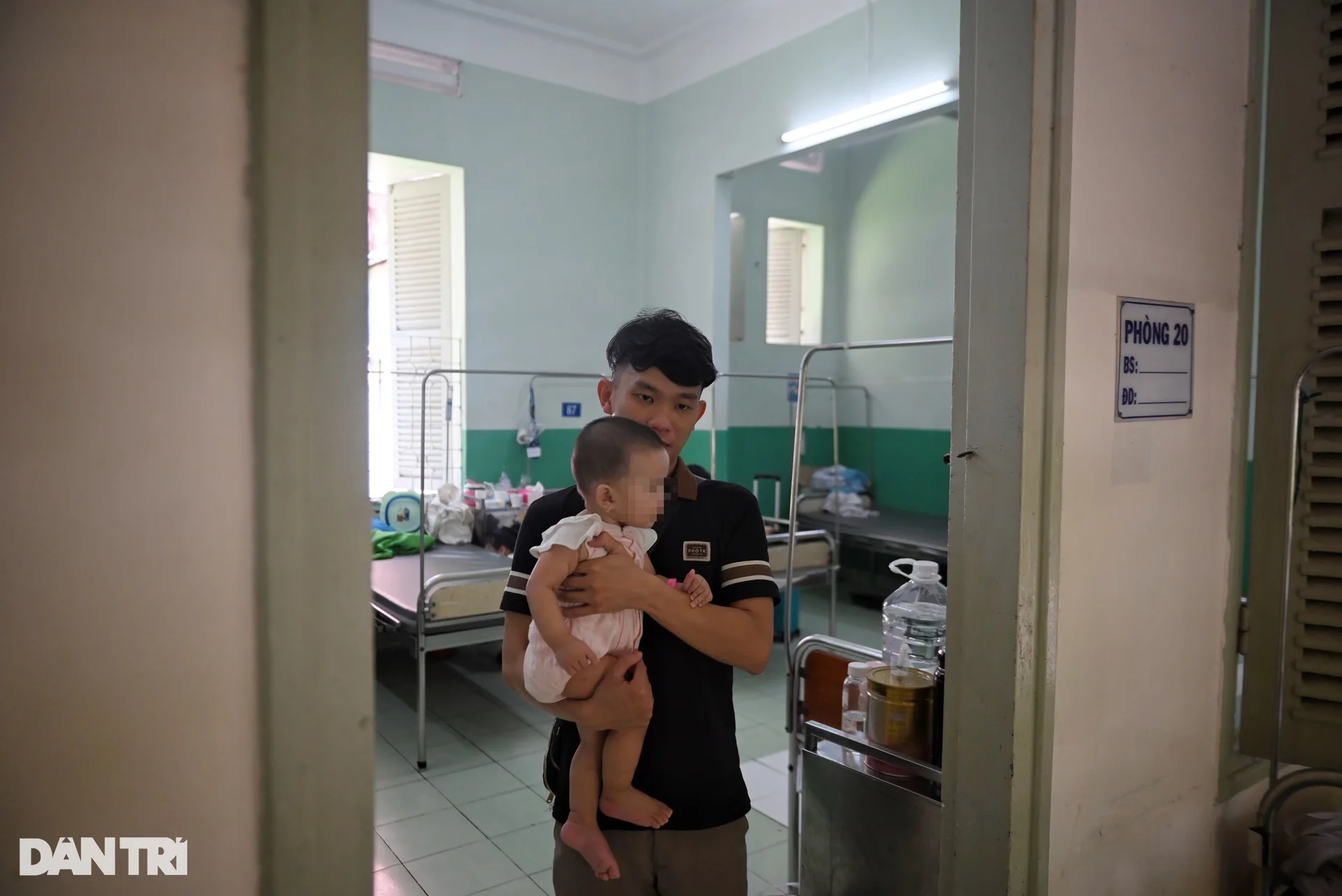 Bên trong khu cách ly bệnh nhi mắc tay chân miệng ở TPHCM - 12 Bên trong khu cách ly bệnh nhi mắc tay chân miệng ở TPHCM - 12