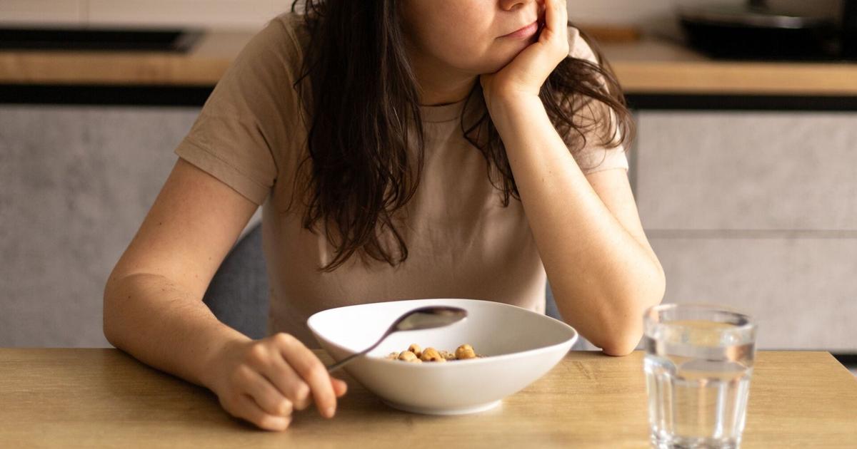 New Study Suggests Calorie Restriction May Be Linked to Worsening Depression