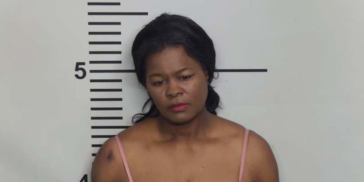 Cop impersonator arrested after demanding entry into television station