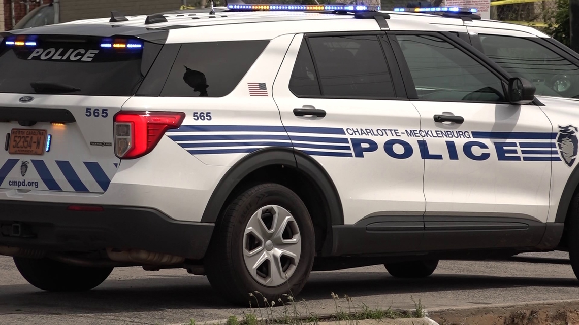 Man stabbed near Planet Fitness location, CMPD reports