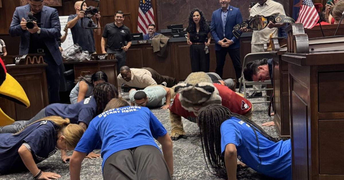 With Mike Tyson looking on, area kids help state officials kickoff Fitness Challenge