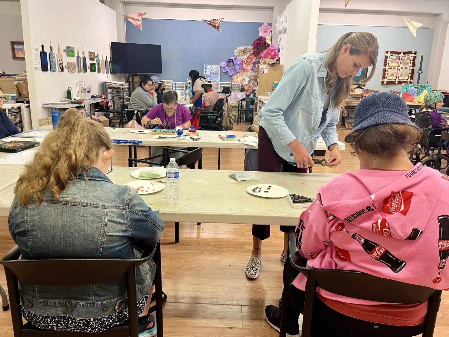 Visual artists Hollie Pierce teaches a lesson at Sophie's Gallery, June 5, 2025.
