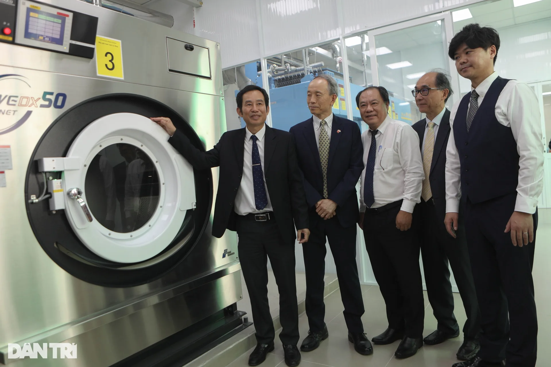 Cận cảnh “dự án 6 năm” vượt Covid-19 giúp phòng chống nhiễm khuẩn bệnh viện - 12 Cận cảnh “dự án 6 năm” vượt Covid-19 giúp phòng chống nhiễm khuẩn bệnh viện - 12