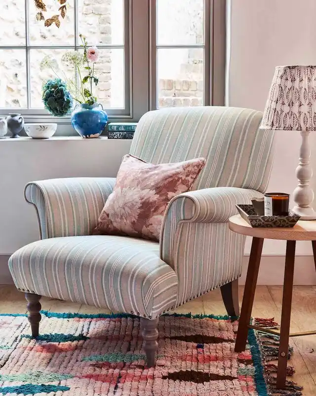 small living room ideas reading nook