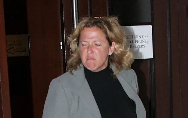 Attorney Lori Zeno is pictured leaving a Queens courtroom in 2005. (Jesse Ward for New York Daily News)