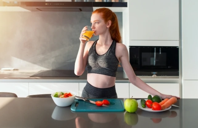 fit person in the kitchen
