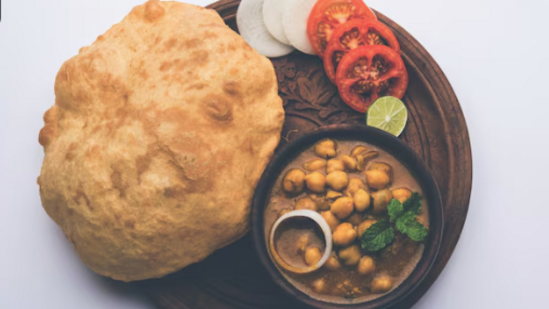 Fitness coach shares foods she orders at restaurant after 18 kg weight loss: ‘Instead of chole bhature…’