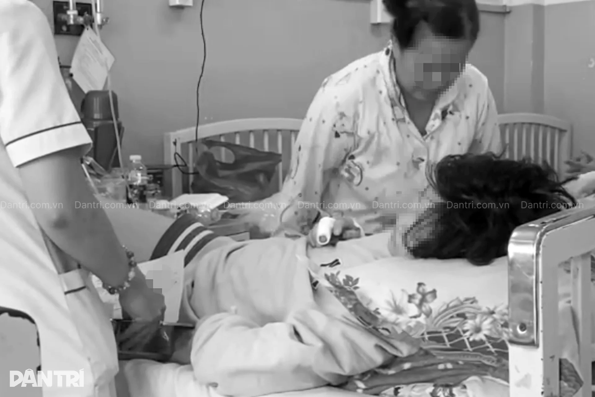 Nạn nhân bị mẹ đưa đi bán dâm ở TPHCM trầm cảm nặng: Bi kịch sau sang chấn - 3 Nạn nhân bị mẹ đưa đi bán dâm ở TPHCM trầm cảm nặng: Bi kịch sau sang chấn - 3
