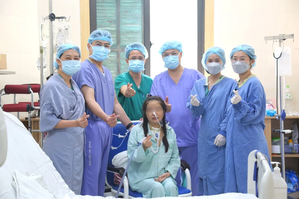 Việt Nam lần đầu ghép thành công tim - phổi đồng thời cho một bệnh nhân - 2 Việt Nam lần đầu ghép thành công tim - phổi đồng thời cho một bệnh nhân - 2
